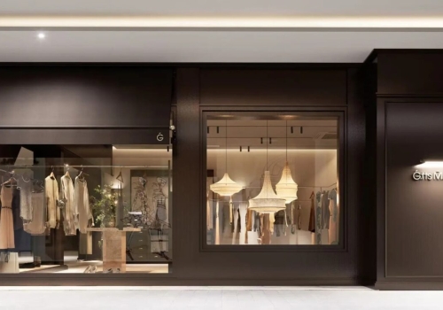 THIẾT KẾ NỘI THẤT CỬA HÀNG QUẦN ÁO