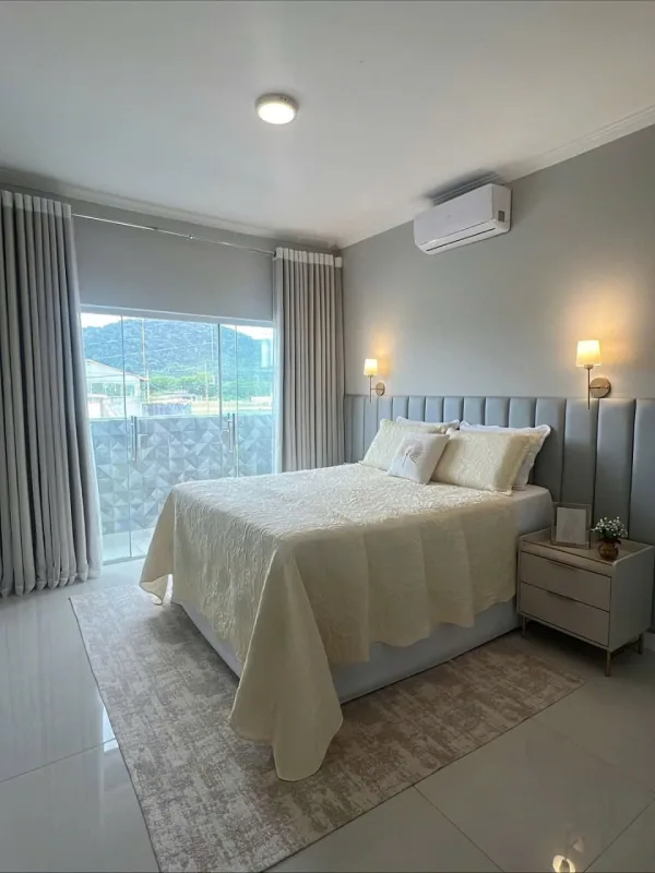 Giường bọc nệm cao cấp TTB15