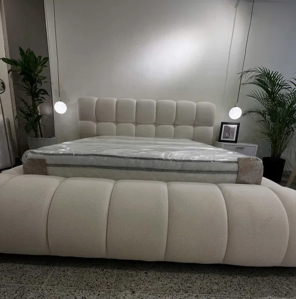 Giường bọc nệm cao cấp TTB19