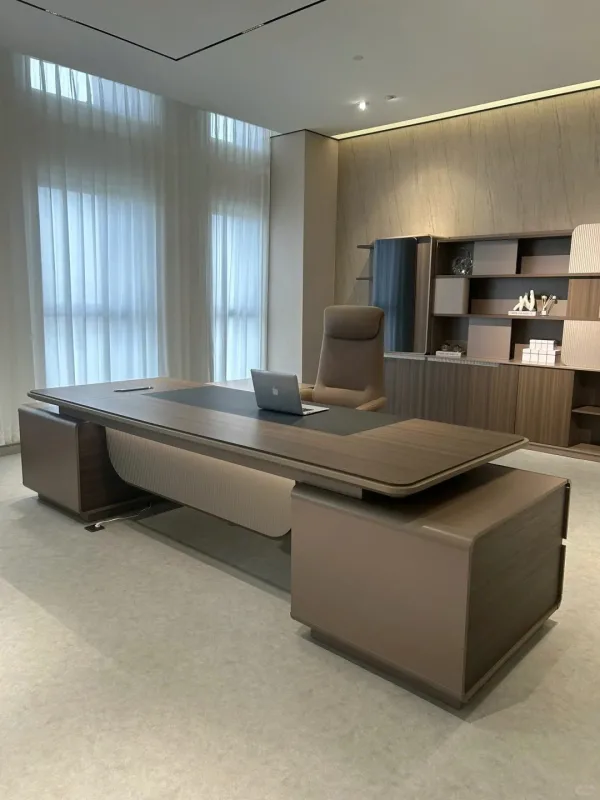Bàn làm việc giám đốc + trưởng phòng BLVGD14