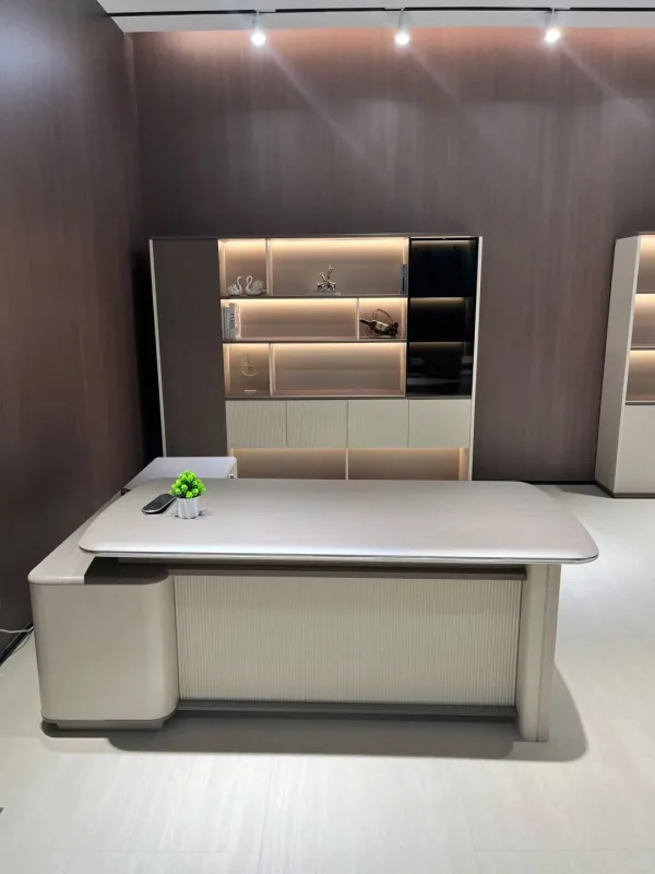 Bàn làm việc giám đốc + trưởng phòng BLVGD17