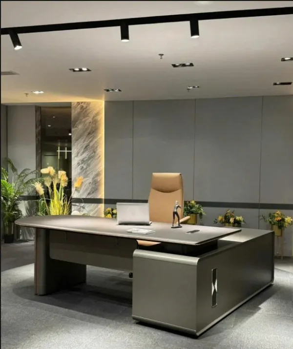 Bàn làm việc giám đốc + trưởng phòng BLVGD18