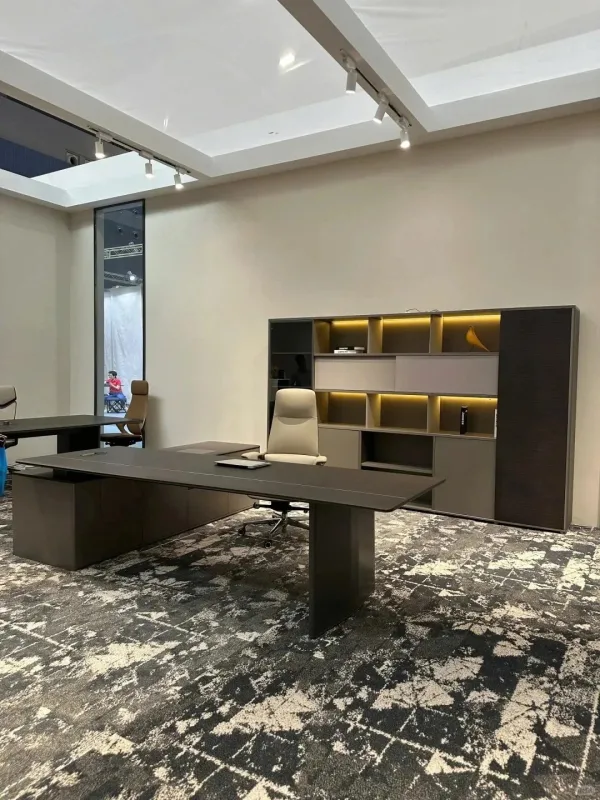 Bàn làm việc giám đốc + trưởng phòng BLVGD29