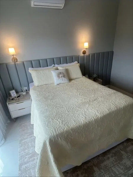 Giường bọc nệm cao cấp TTB13