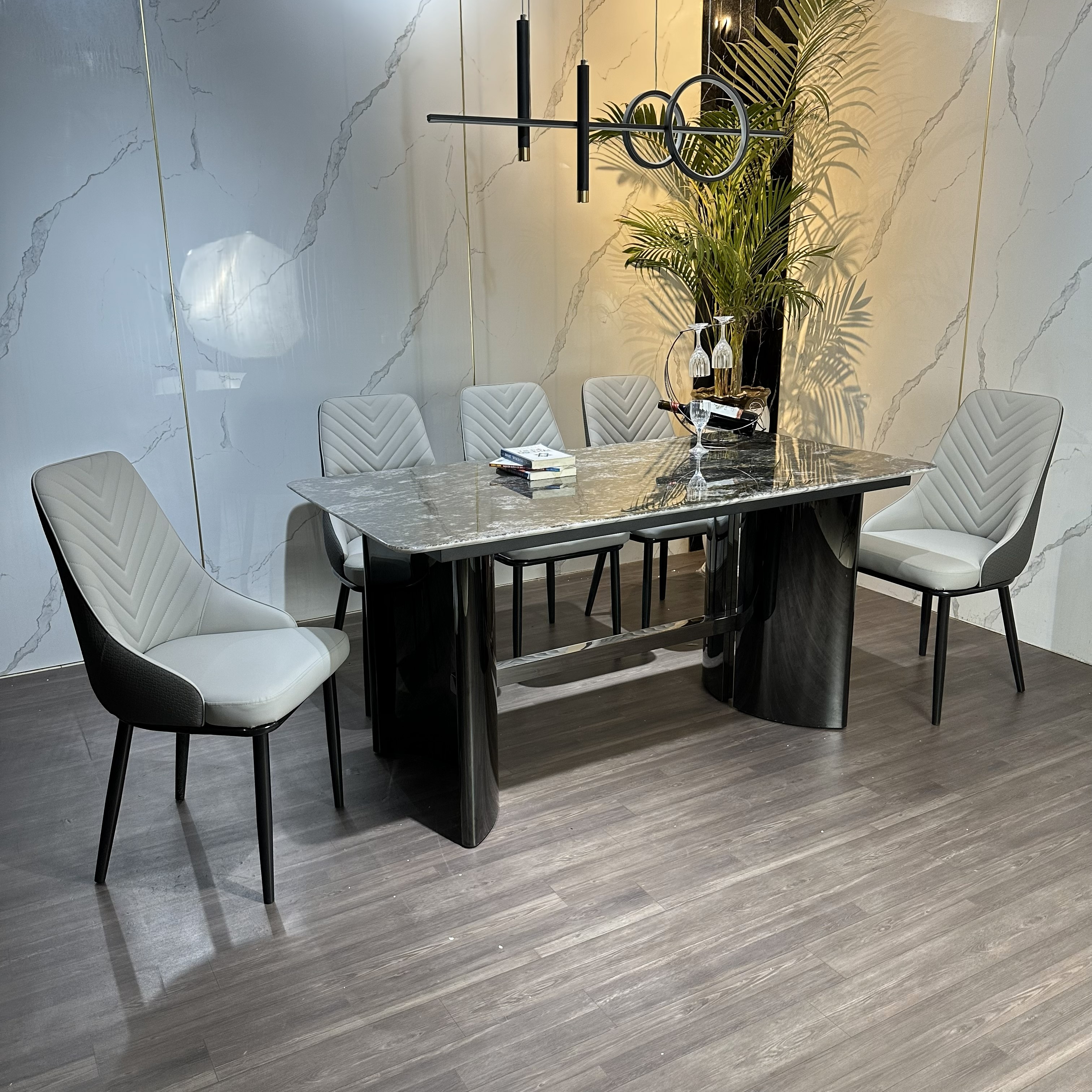 BÀN GHẾ BỌC DA CAO CẤP
MS28