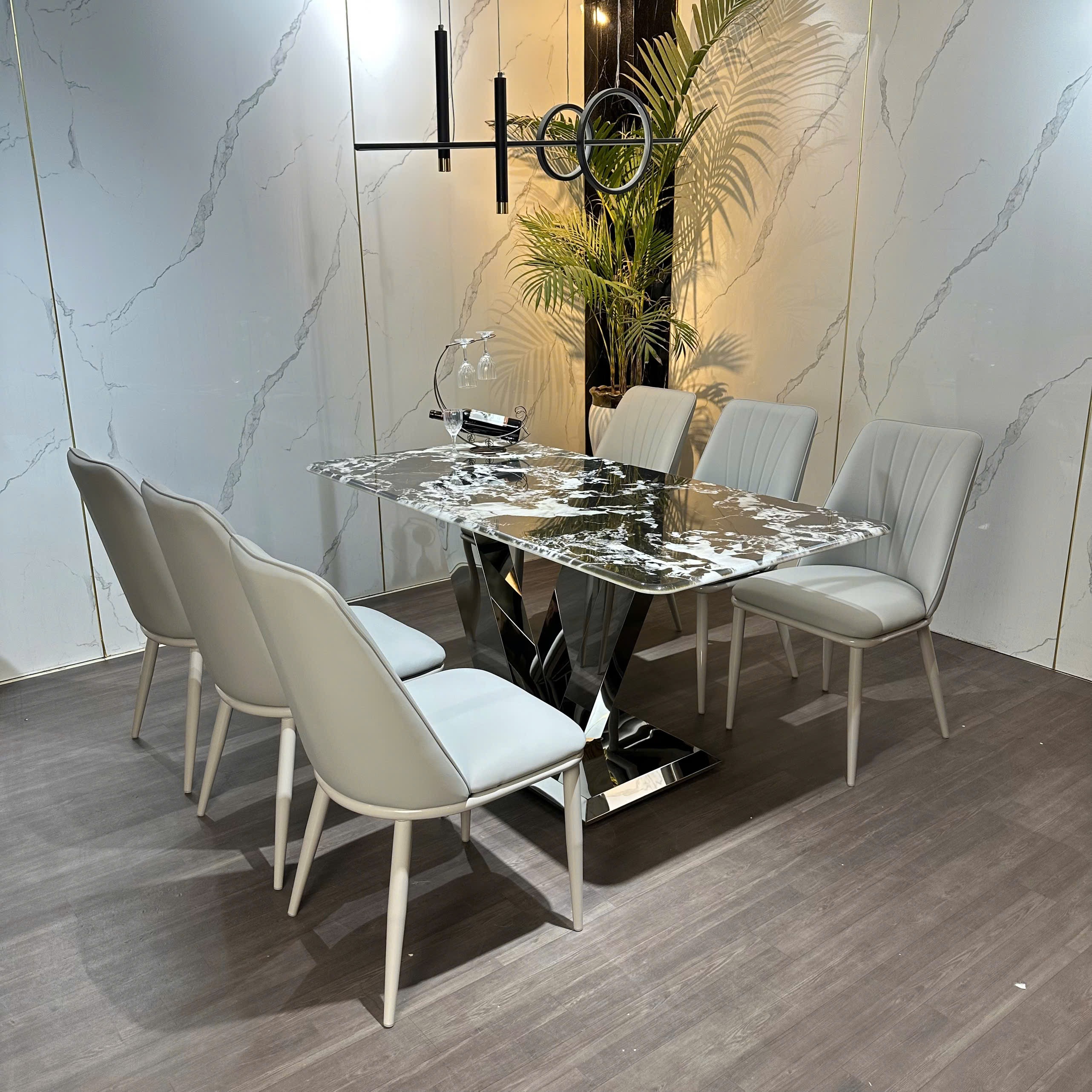 BÀN GHẾ BỌC DA CAO CẤP
MS57