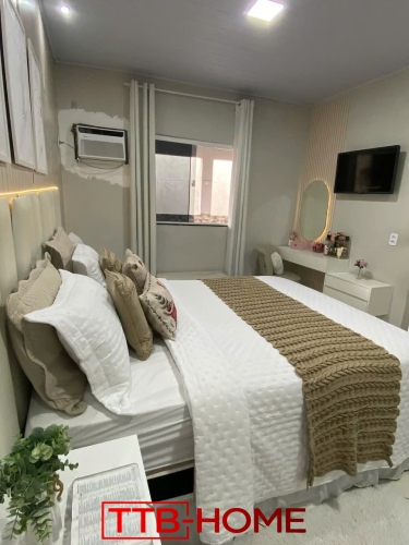 Giường bọc nệm cao cấp TTB17