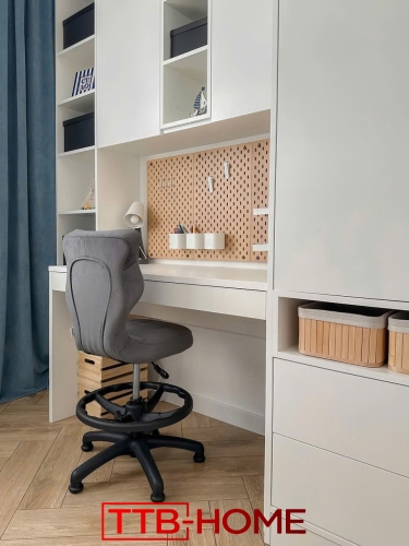 Bàn làm việc cao cấp 06