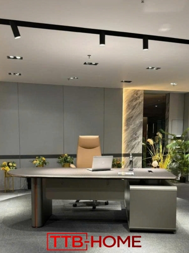 Bàn làm việc giám đốc + trưởng phòng BLVGD18