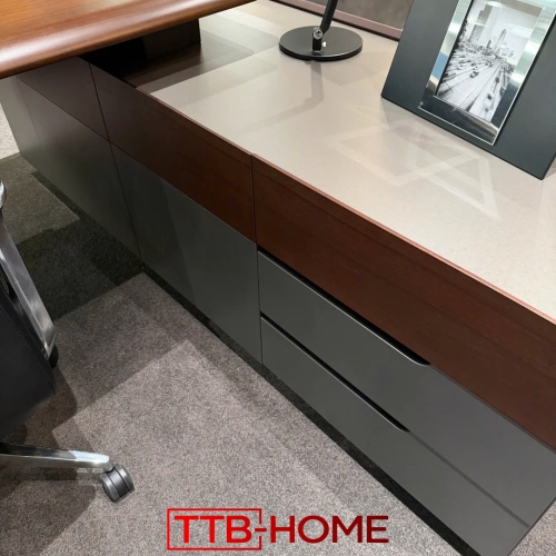 Bàn làm việc giám đốc + trưởng phòng BLVGD03